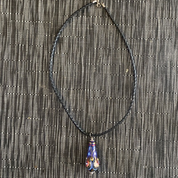 Hand made necklace. Black “string style “ with hand made glass type bead. - Picture 1 of 3